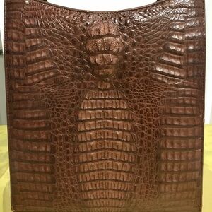 CROCODILE leather women’s bag (BRAZIL).
Handmade.